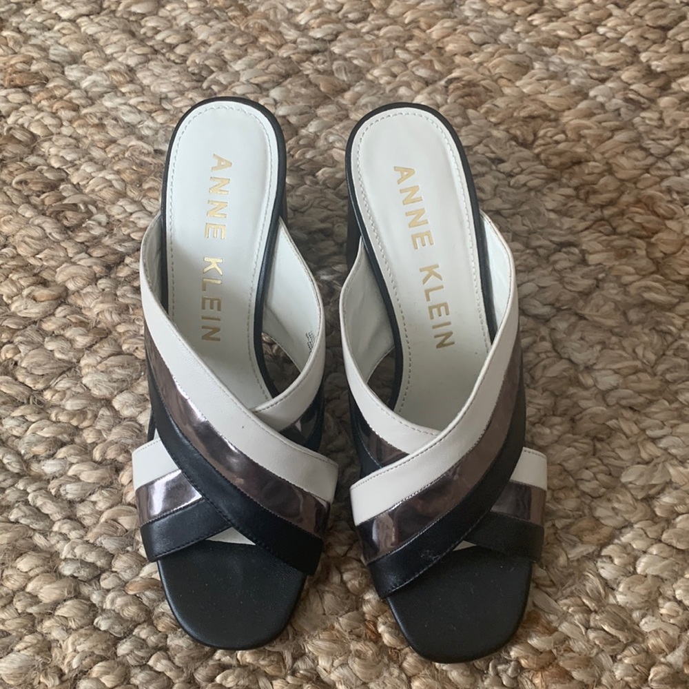 Anne Klein Sandals - Picture 2 of 7